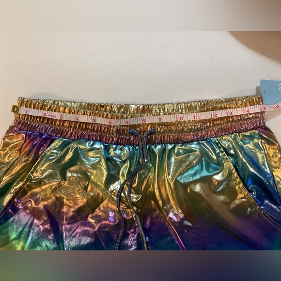 🖤 NWT Rainbow 🌈 Metallic Women's Athletic Shorts - Picture 5 of 7